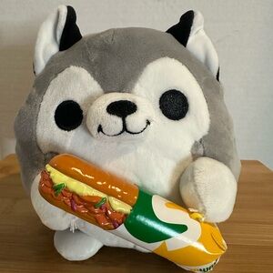 Zuru Snackles SUBWAY Nigel  Husky Dog Plush Toy. 5”. Collectible